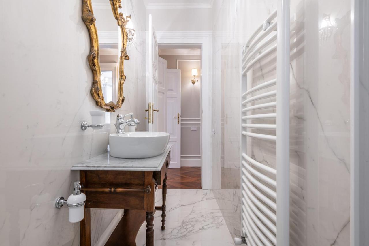 Regina Elena - Antica Dimora, Bastione S. Remy Apartment Cagliari Bagian luar foto
